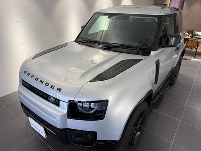 LAND ROVER DEFENDER - 3