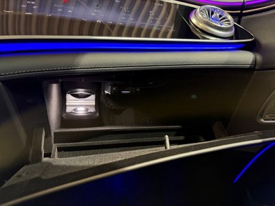 2024 Mercedes-BENZ EQS AMG — миниатюра 43