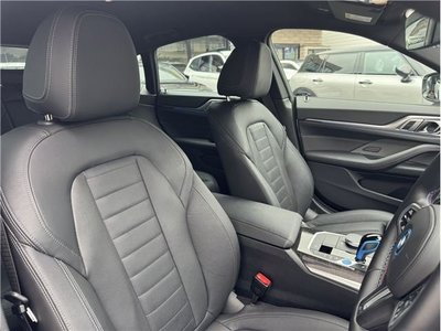 2022 BMW I4 photo 2
