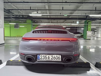 2024 Porsche 911 photo 3