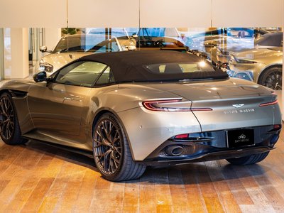 ASTON MARTIN DB12 VOLANTE - 7