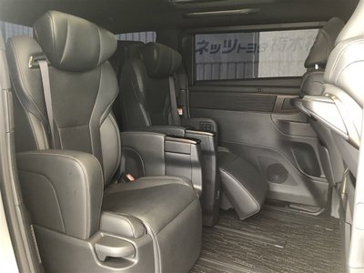 2024 Toyota ALPHARD — миниатюра 11