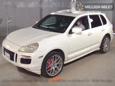 PORSCHE CAYENNE - 4