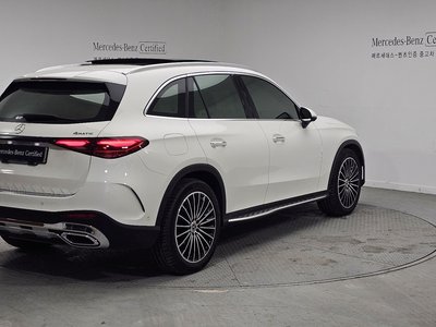MERCEDES-BENZ GLC - 4