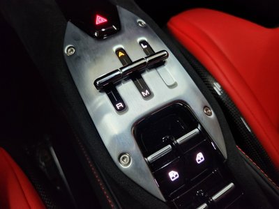 صورة مصغرة 16 لـ 2022 Ferrari SF90 SPIDER