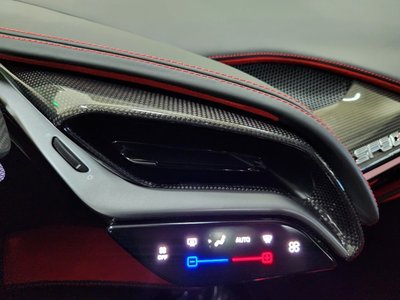 صورة مصغرة 14 لـ 2022 Ferrari SF90 SPIDER