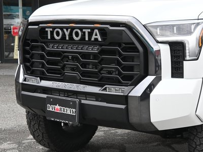 TOYOTA TUNDRA - 10