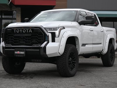 TOYOTA TUNDRA - 5