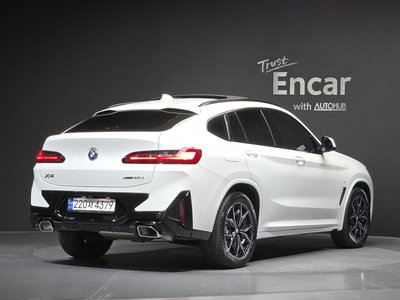 صورة 5 لـ 2023 BMW X4