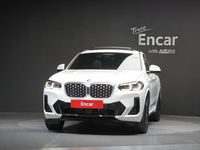 صورة 2 لـ 2023 BMW X4