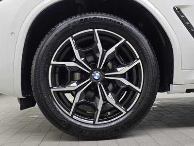 صورة 6 لـ 2023 BMW X4