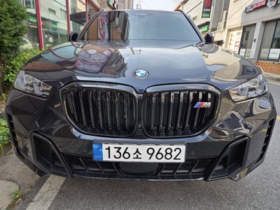 صورة 1 لـ 2025 BMW X5