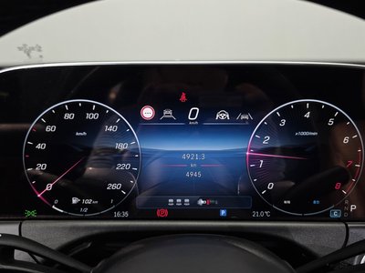 MERCEDES-BENZ E-CLASS - 8