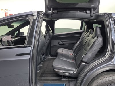 2023 Tesla MODEL X — миниатюра 18