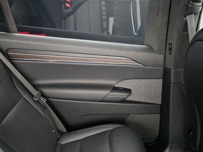 2023 Tesla MODEL X — миниатюра 15