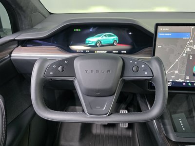 2023 Tesla MODEL X — миниатюра 19