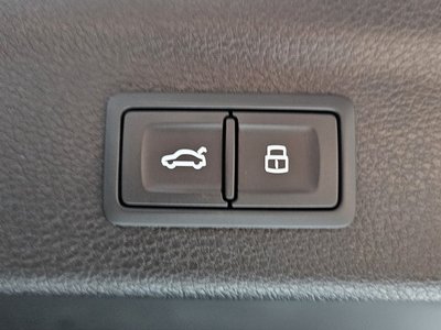 صورة مصغرة 30 لـ 2023 AUDI Q3