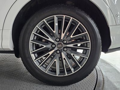 صورة 8 لـ 2023 AUDI Q3