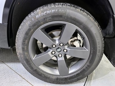 LAND ROVER DEFENDER - 6