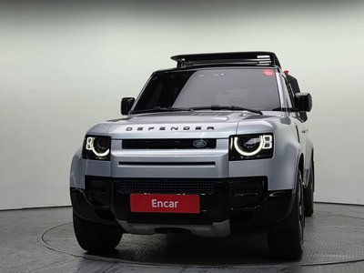 LAND ROVER DEFENDER - 2