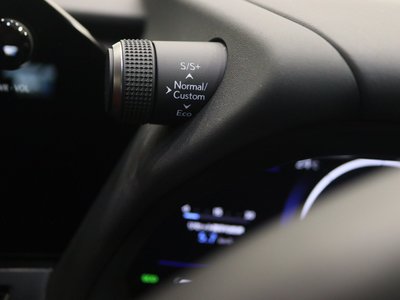 صورة مصغرة 27 لـ 2024 Lexus UX