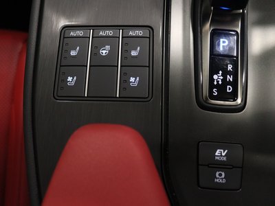 صورة مصغرة 26 لـ 2024 Lexus UX