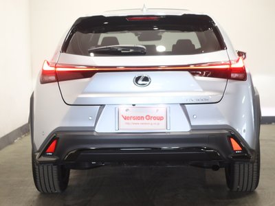 صورة مصغرة 44 لـ 2024 Lexus UX