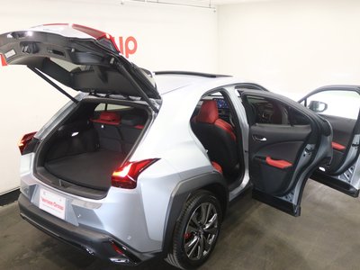 صورة مصغرة 45 لـ 2024 Lexus UX