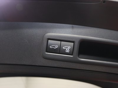 صورة مصغرة 41 لـ 2024 Lexus UX