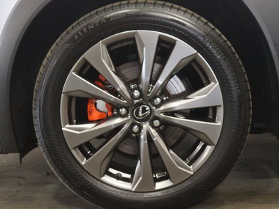 صورة مصغرة 50 لـ 2024 Lexus UX