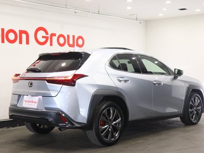 صورة مصغرة 46 لـ 2024 Lexus UX
