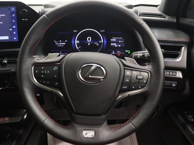 صورة مصغرة 36 لـ 2024 Lexus UX