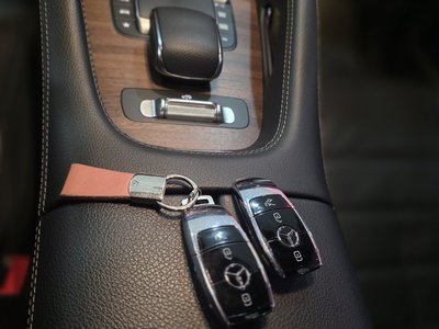 MERCEDES-BENZ GLS - 10