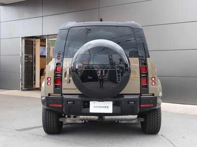 صورة 6 لـ 2024 LAND Rover DEFENDER