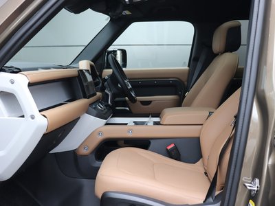 صورة مصغرة 12 لـ 2024 LAND Rover DEFENDER
