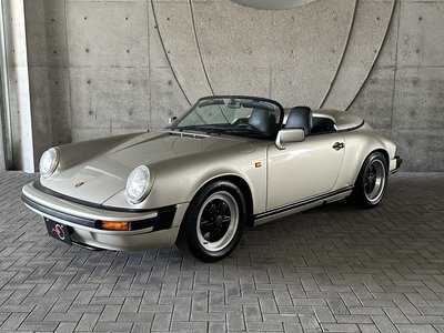 PORSCHE 911 CABRIOLET - 1
