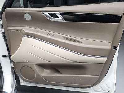 2023 Genesis GV80 thumbnail 14