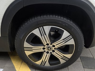 MERCEDES-BENZ EQB - 6