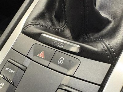 صورة مصغرة 21 لـ 2017 Porsche 718