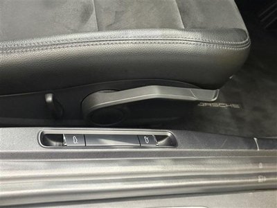 صورة مصغرة 25 لـ 2017 Porsche 718