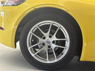 صورة 10 لـ 2017 Porsche 718