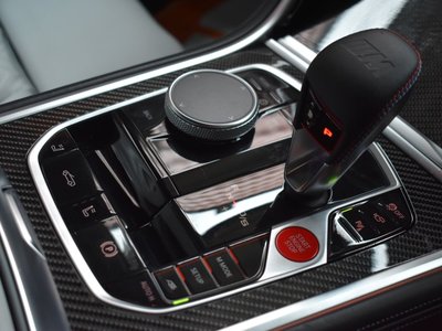 2020 BMW M8 CABRIOLET 缩略图 21