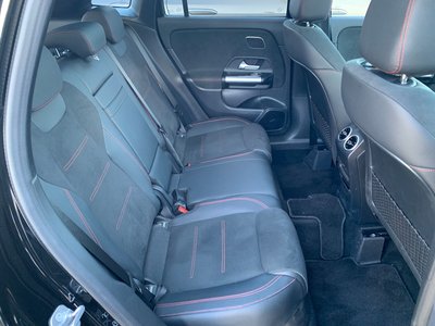 MERCEDES-BENZ GLA - 8