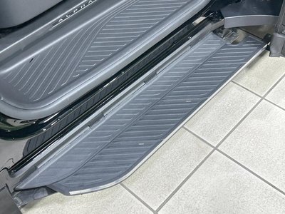 TOYOTA ALPHARD - 4