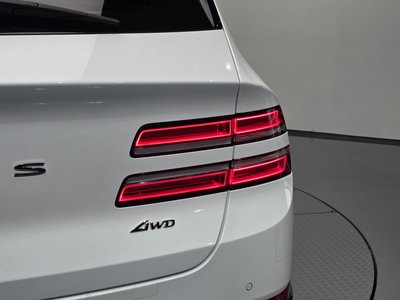 صورة 10 لـ 2022 Genesis GV80