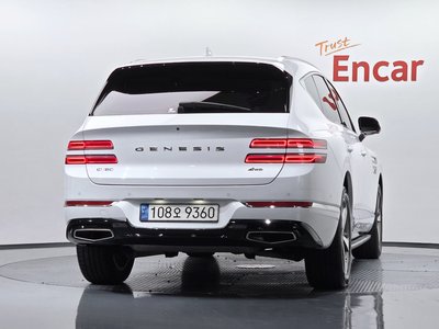 صورة 4 لـ 2022 Genesis GV80