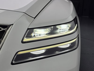 صورة 9 لـ 2022 Genesis GV80