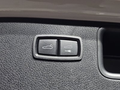2022 Porsche MACAN 缩略图 33