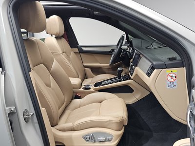 2022 Porsche MACAN 缩略图 16