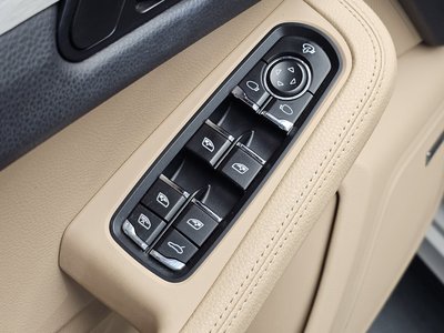 2022 Porsche MACAN 缩略图 29